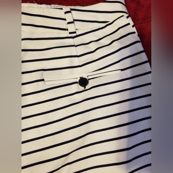 NWT Zara Basic Collection Size XS Color White/Black - Picture 5 of 6